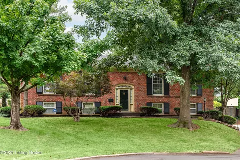 3204 Alden Dell, Louisville, KY 40207
