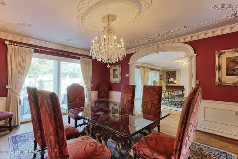 Dining - 6510 Deep Creek Dr, Prospect, KY 40059 photo 2 of 5