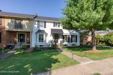 Exterior - 6510 Deep Creek Dr, Prospect, KY 40059 photo 2 of 11