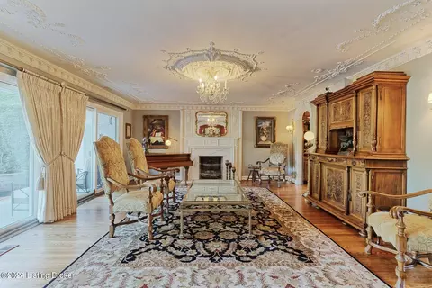 Living - 6510 Deep Creek Dr, Prospect, KY 40059 photo 1 of 5
