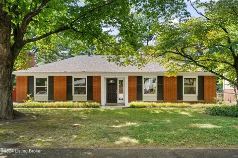 9304 Trentham Ln, Louisville, KY 40242