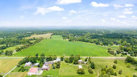 1488 Old Jericho Rd, La Grange, KY 40031