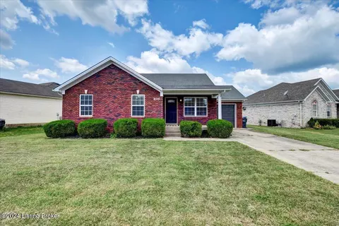 3204 Welman Dr, Louisville, KY 40216