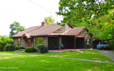 1078 N Bardstown Rd, Mount Washington, KY 40047