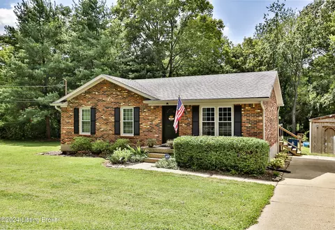 121 Jeptha Knob Rd, Shelbyville, KY 40065