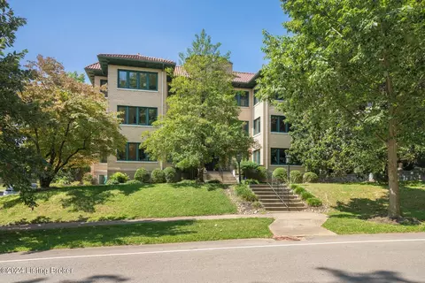 1578 Cherokee Rd #5, Louisville, KY 40205