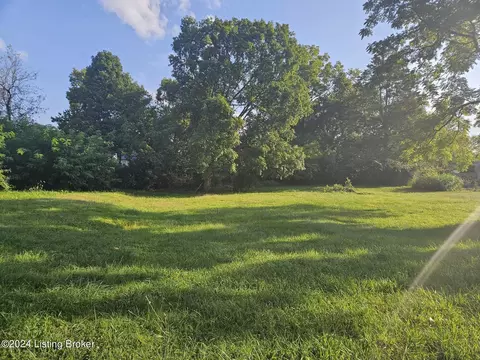 7419 Mayrow Dr, Louisville, KY 40228