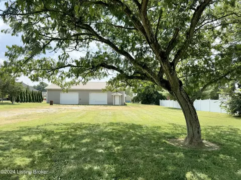 493 Stringer Ln, Mount Washington, KY 40047 photo 37