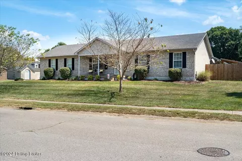 10911 Youngtown Dr, Louisville, KY 40272