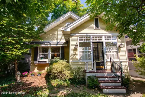3015 Aubert Ave, Louisville, KY 40206