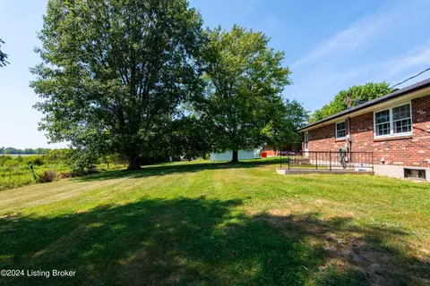 Exterior - 357 Chaplin Rd, Bloomfield, KY 40008 photo 5 of 6
