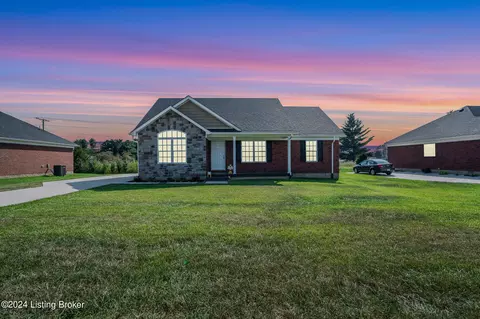 67 Cormans Crossing Blvd, Coxs Creek, KY 40013