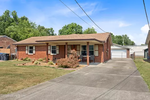 5011 Tumeric Ln, Louisville, KY 40258