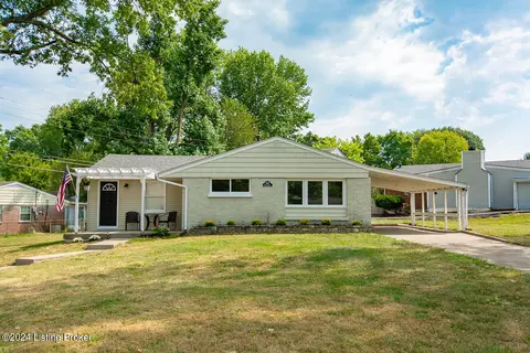 9701 Dolphin Ct, Jeffersontown, KY 40299
