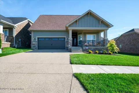 1308 Helm Place Ln, Louisville, KY 40245