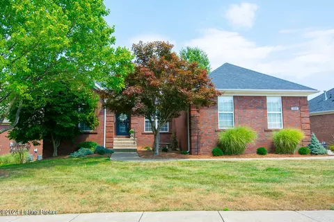 3315 Tucker Wood Ln, Louisville, KY 40299
