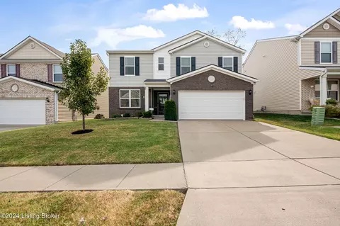 12093 Parkview Trace Dr, Louisville, KY 40229