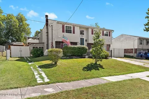 8209 Pennsylvania Run Rd, Louisville, KY 40228