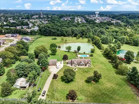 8305 Cedar Creek Rd, Louisville, KY 40291