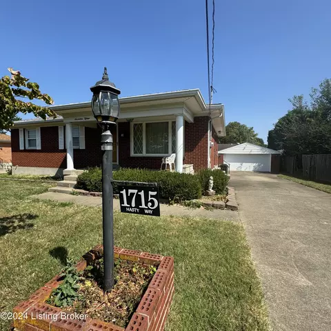 1715 Hasty Way, Louisville, KY 40216