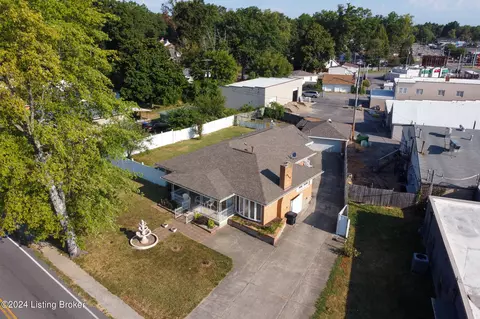 427 E Kenwood Dr, Louisville, KY 40214