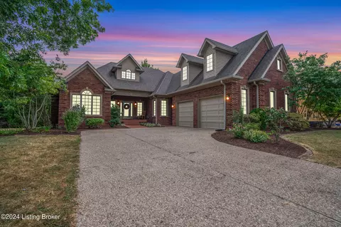 8609 Glenhope Dr, Louisville, KY 40291