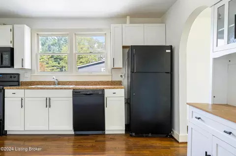 Kitchen - 2855 Pendleton Rd, Pendleton, KY 40055 photo 1 of 3