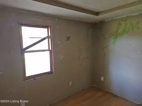 Bedroom - 1277 E Telegraph Rd, Madison, IN 47250 photo 1 of 1