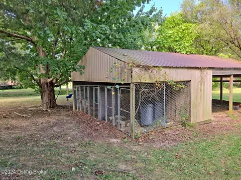 Exterior - 1277 E Telegraph Rd, Madison, IN 47250 photo 4 of 4