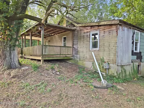 1277 E Telegraph Rd, Madison, IN 47250