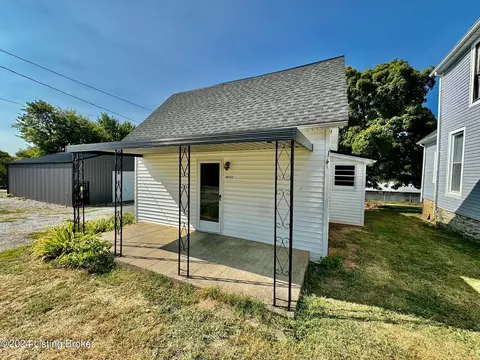 10752 Main St, Mackville, KY 40040