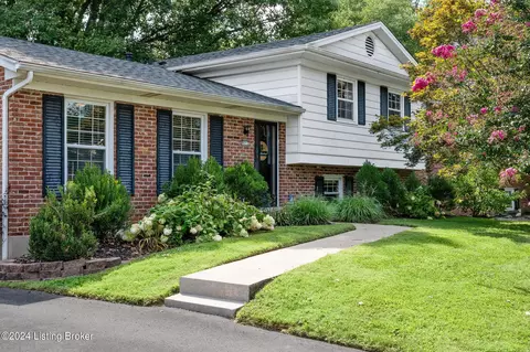 9712 Lanesboro Way, Louisville, KY 40242