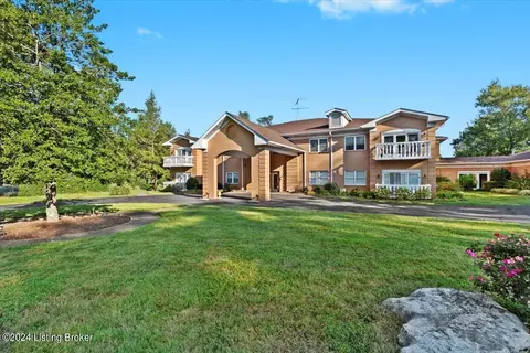 8625 Shelbyville Rd #105, Louisville, KY 40222
