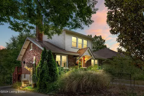 1852 Harvard Dr, Louisville, KY 40205