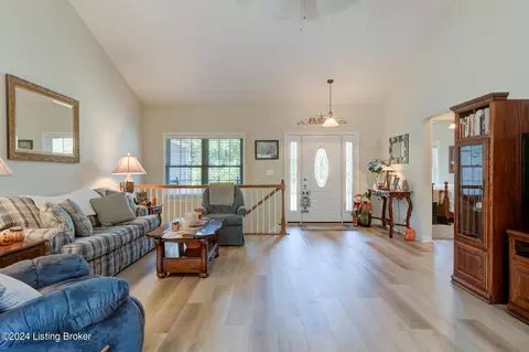 246 Silverview Rd, Smithfield, KY 40068 photo 8