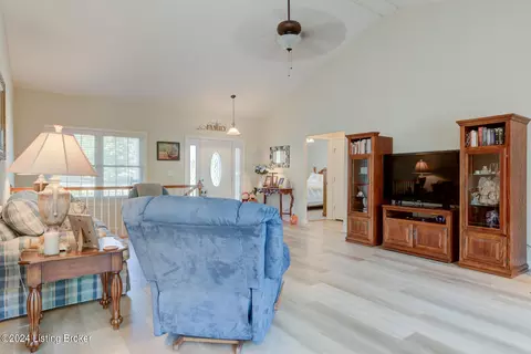 246 Silverview Rd, Smithfield, KY 40068 photo 9