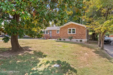 8102 Judge Blvd, Louisville, KY 40219