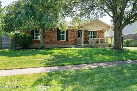 7309 Gaymont Dr, Louisville, KY 40214