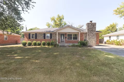 9532 Janna Dr, Louisville, KY 40272