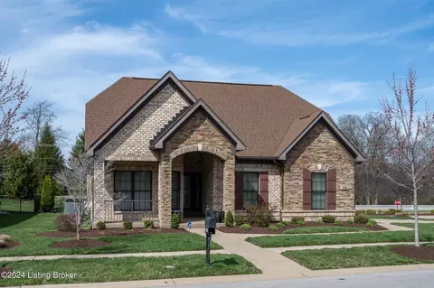 3906 Calgary Way, Louisville, KY 40241