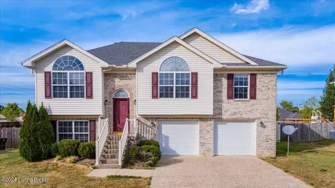 186 Spencer Ln, Mount Washington, KY 40047