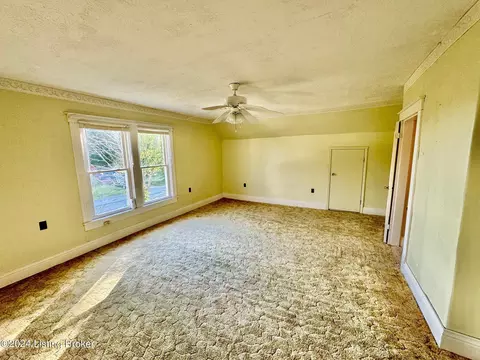 Bedroom - 330 Texas Loop Rd, Springfield, KY 40069 photo 2 of 3