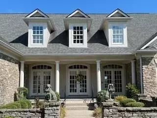 7904 Bent Pine Ct, Prospect, KY 40059