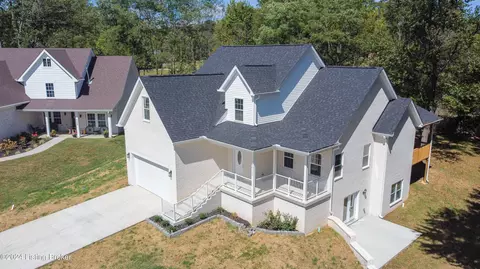 7711 Cottage Cove Way, Louisville, KY 40214