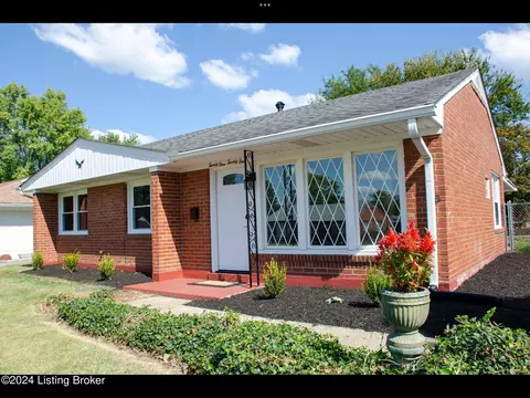 2124 Peabody Ln, Louisville, KY 40218