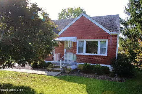 1308 Cherry Hill Ct, Louisville, KY 40229