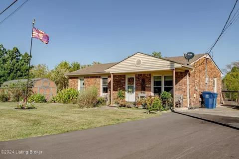 1615 Crestview Dr, La Grange, KY 40031