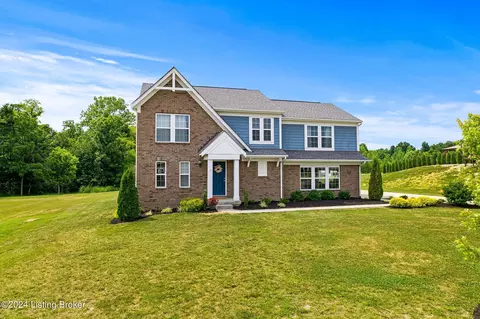 1002 Heron Cv, La Grange, KY 40031