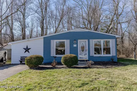 8716 James R Rd, Louisville, KY 40118