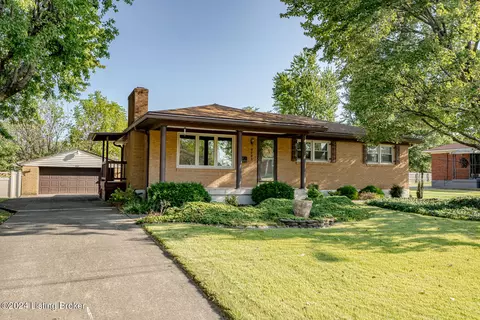 6203 Bay Pine Dr, Louisville, KY 40219